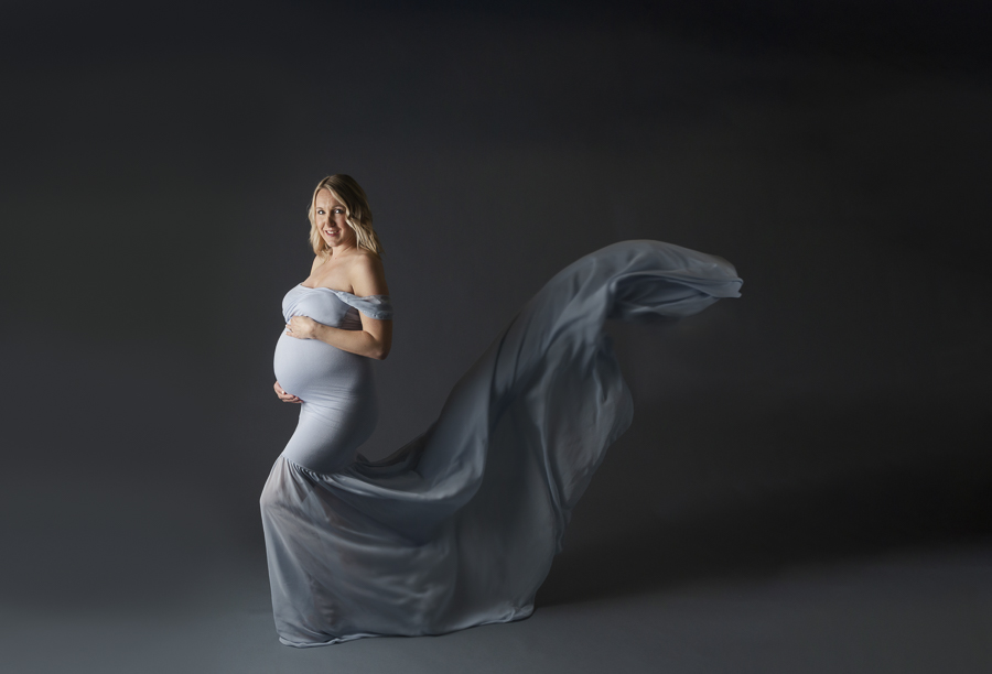 stunning maternity portrait
