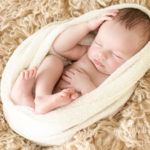 Oliver 9 days old newborn sessions indoor baby portrait photo