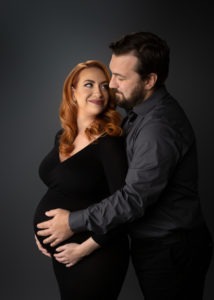 Charlotte NC Maternity Photographer, Unexpected surprise, pregnancy portrait, color, red hair