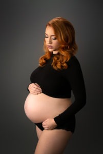 Charlotte NC Maternity Photographer, Modern pregnancy portrait, color red hair